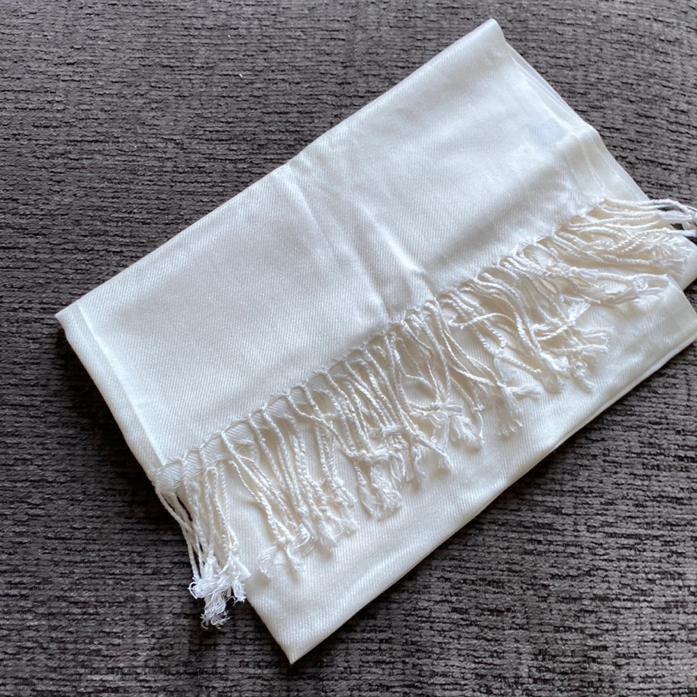 Women's Ivory Shawl Scarf Formal Bridal Winter Fringe New 70" x 28"